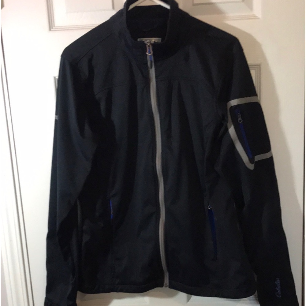 Cabela’s outfitters wind stopper black jacket lots of pockets size large regular